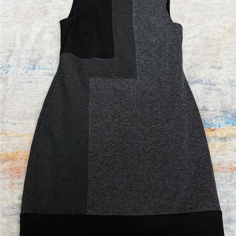 (251)White House Black Market Black and Gray Mini Dress